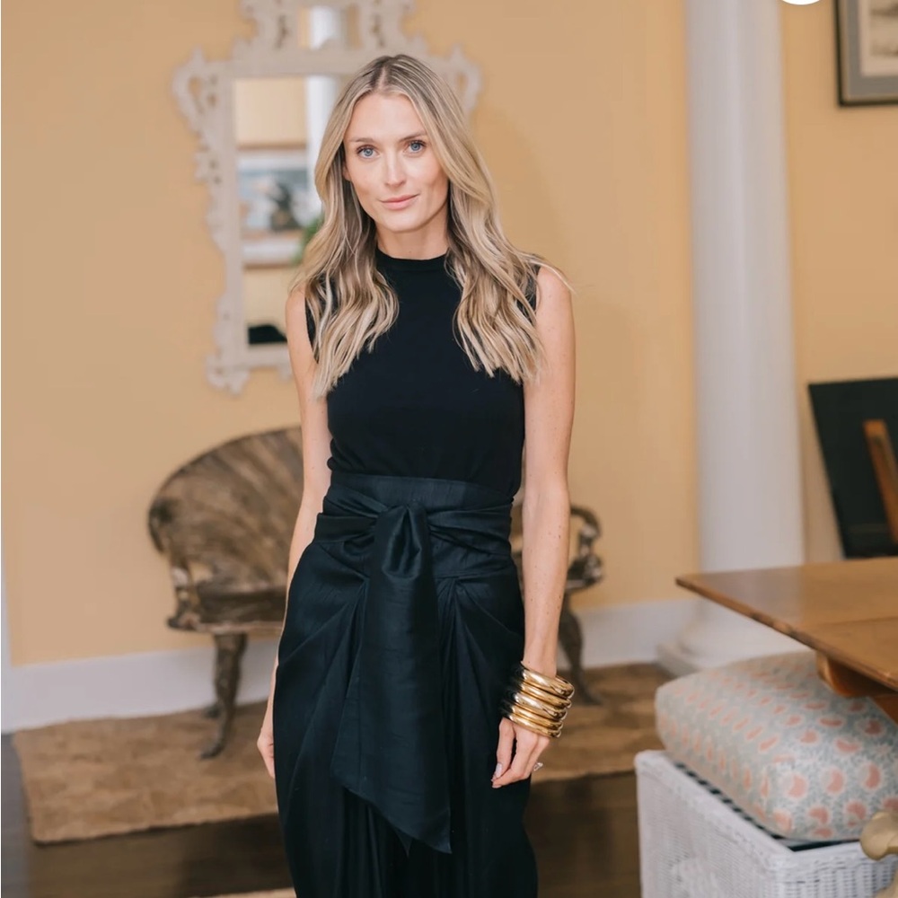 Brand new. Tags on. Never worn.  Julia Amory silk wrap skirt. Black small